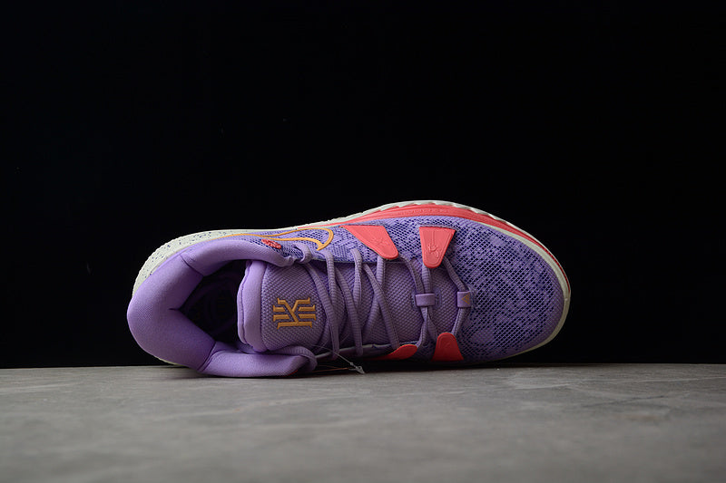 Nike Kyrie 7 GS Daughters Lilac Indigo Brust