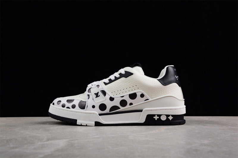 Louis Vuitton X Trainer Yayoi Kusama Black White