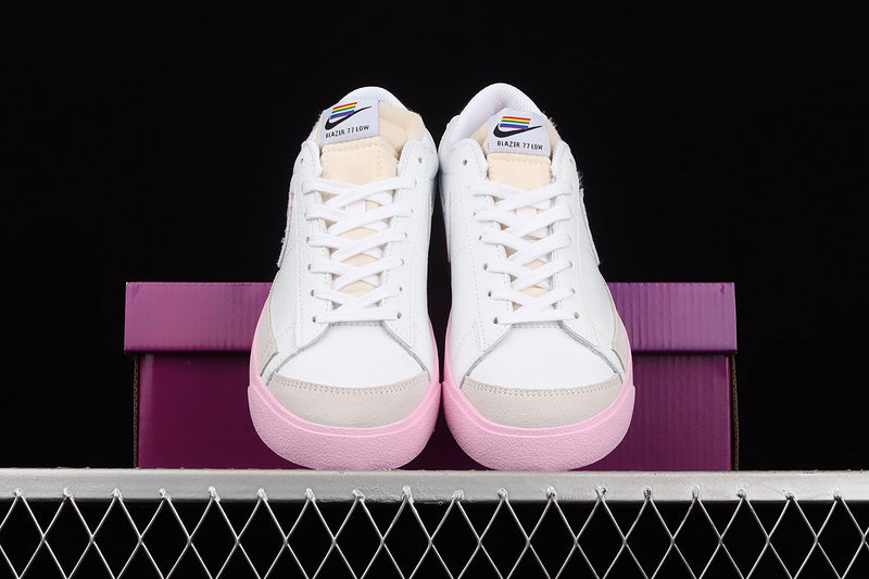 NK Blazer Low 77 Vintage BE TRUE White/Pink/Multi-Color