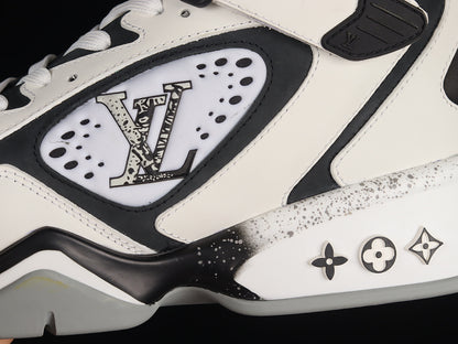 Louis Vuitton Trainer2 Sneakers White-Black