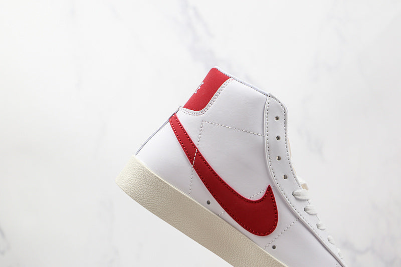 NK Blazer MID 77 Vintage White/Team Red