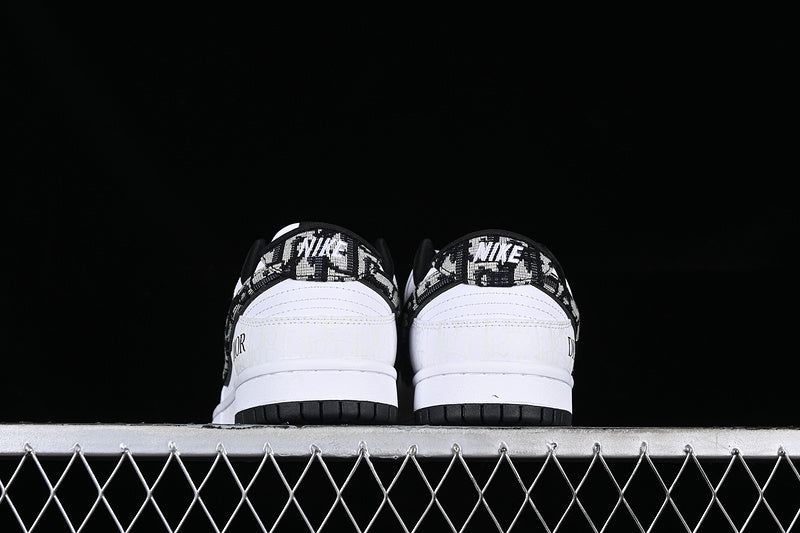 Sb Dunk Low X Dior White/Black