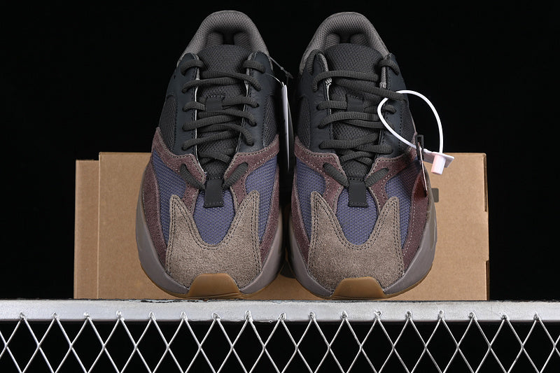 Adidas Yeezy Boost 700 Calabasas Runner Mauve