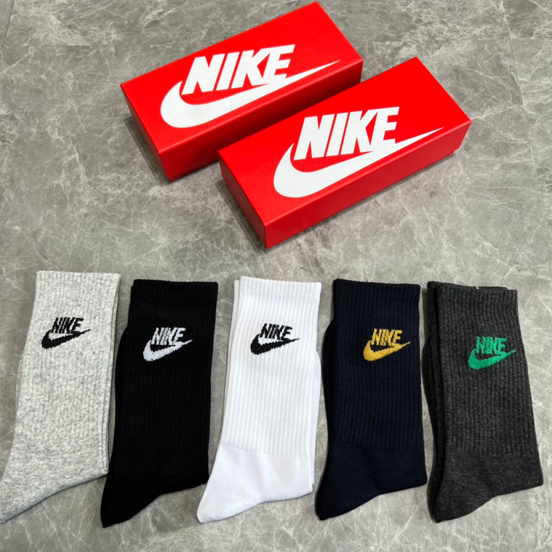 Nike Socks  Socks 5 Pack Multi Color