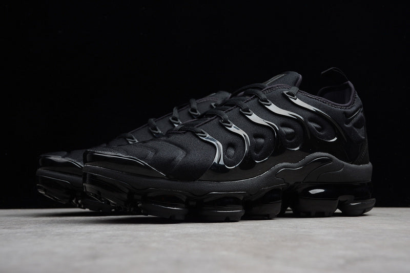 Air Vapormax Plus Black-Dark Grey