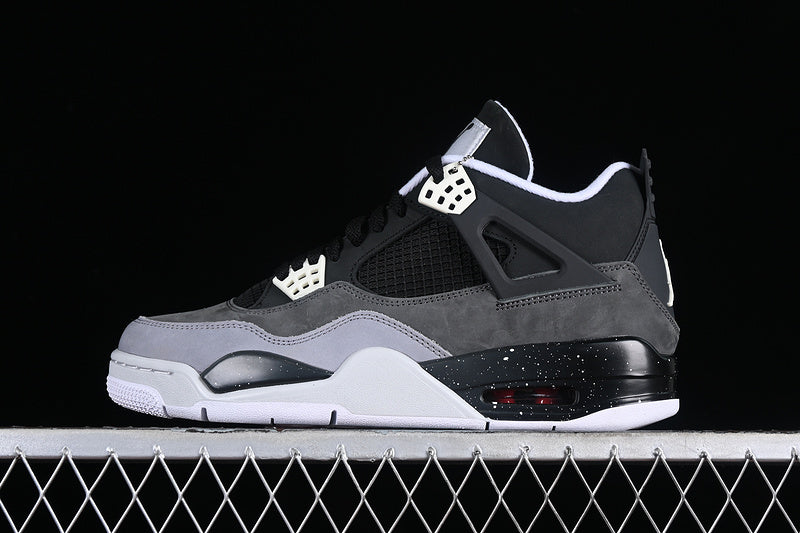 Air Jordan Retro 4 Fear Black/Cool Grey/Pure Platinum-White