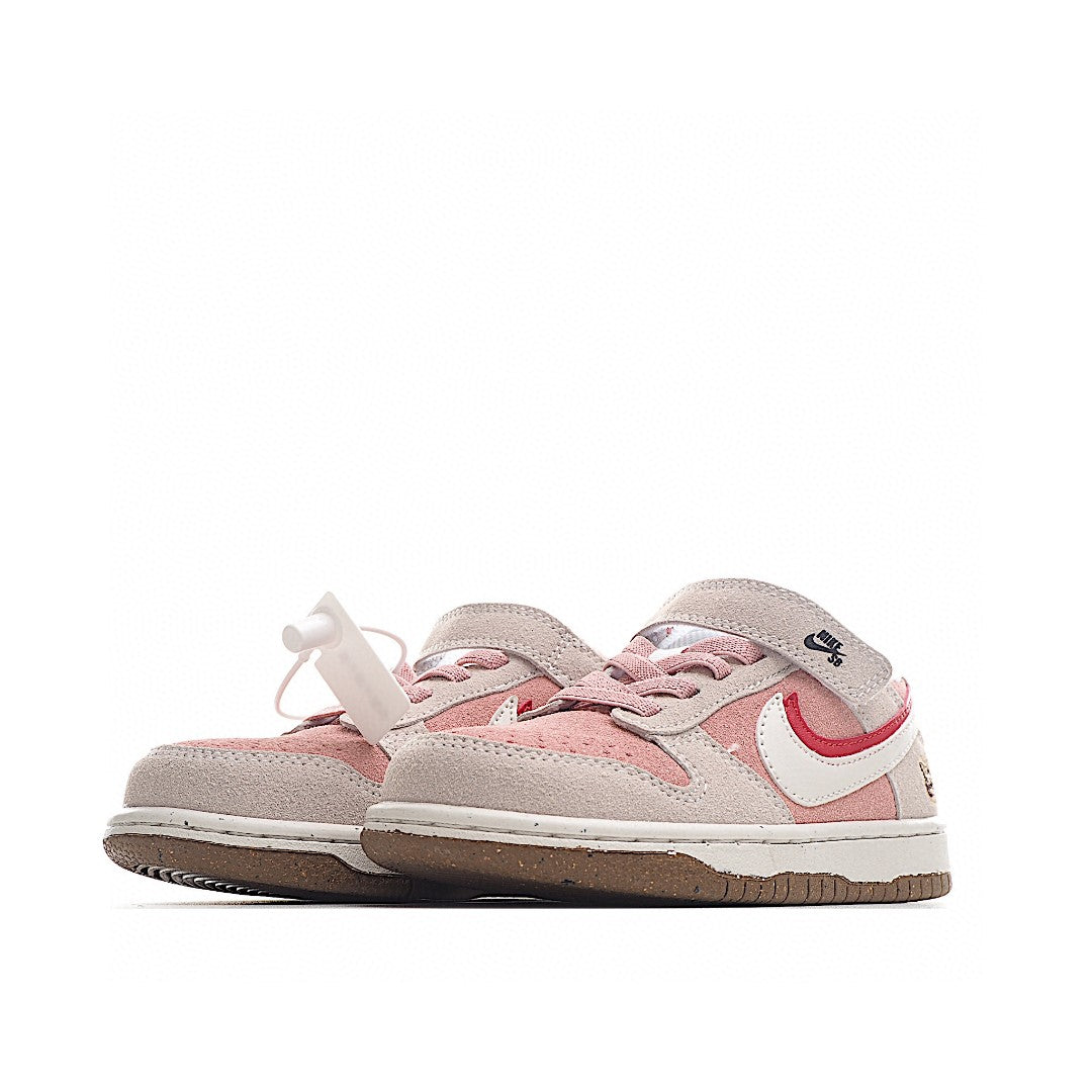 Kids Nike Dunk Low SE '85' Bunny Cookies