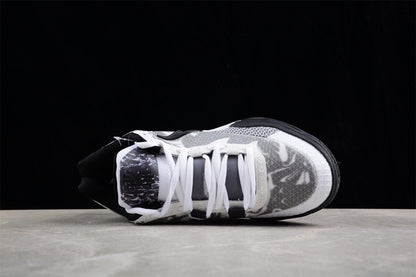 Nike Kyrie 8 White/Black-Grey