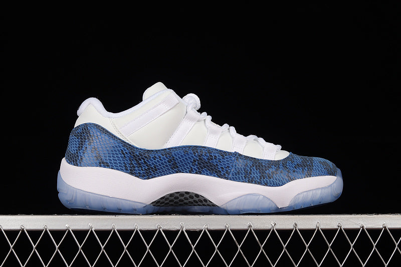 Air Jordan Retro 11 Low Navi snakeskin 2019 White-Black