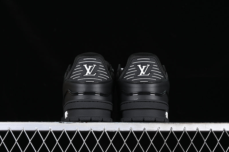 Louis Vuitton Trainer Black-White