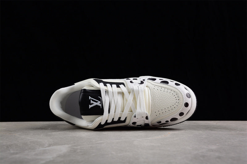 Louis Vuitton X Trainer Yayoi Kusama Black White