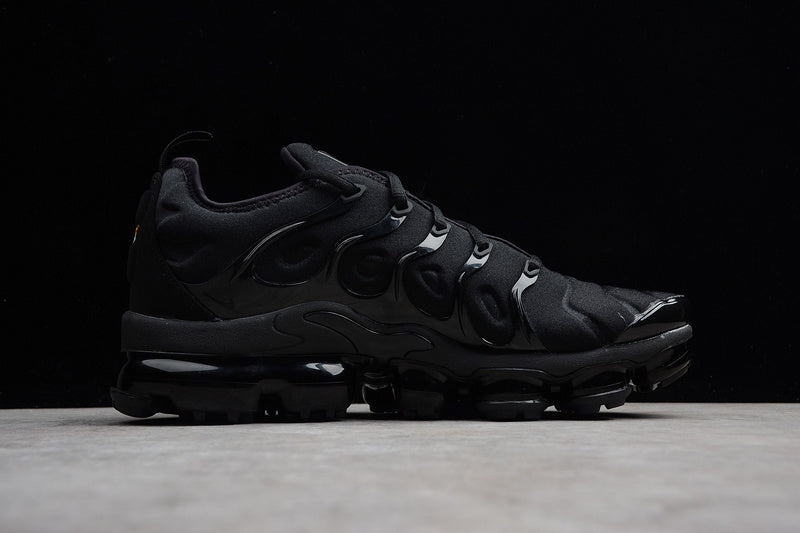 Air Vapormax Plus Black-Dark Grey