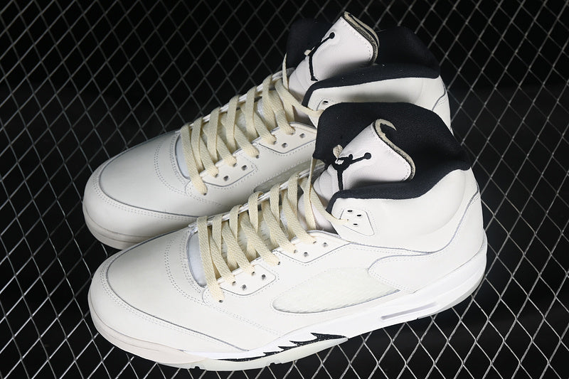 Air Jordan Retro 5 Sail White/Light Coconut/Black