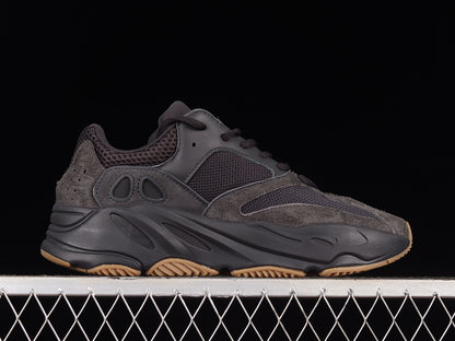 Adidas Yeezy Boost 700 OG Utility Black