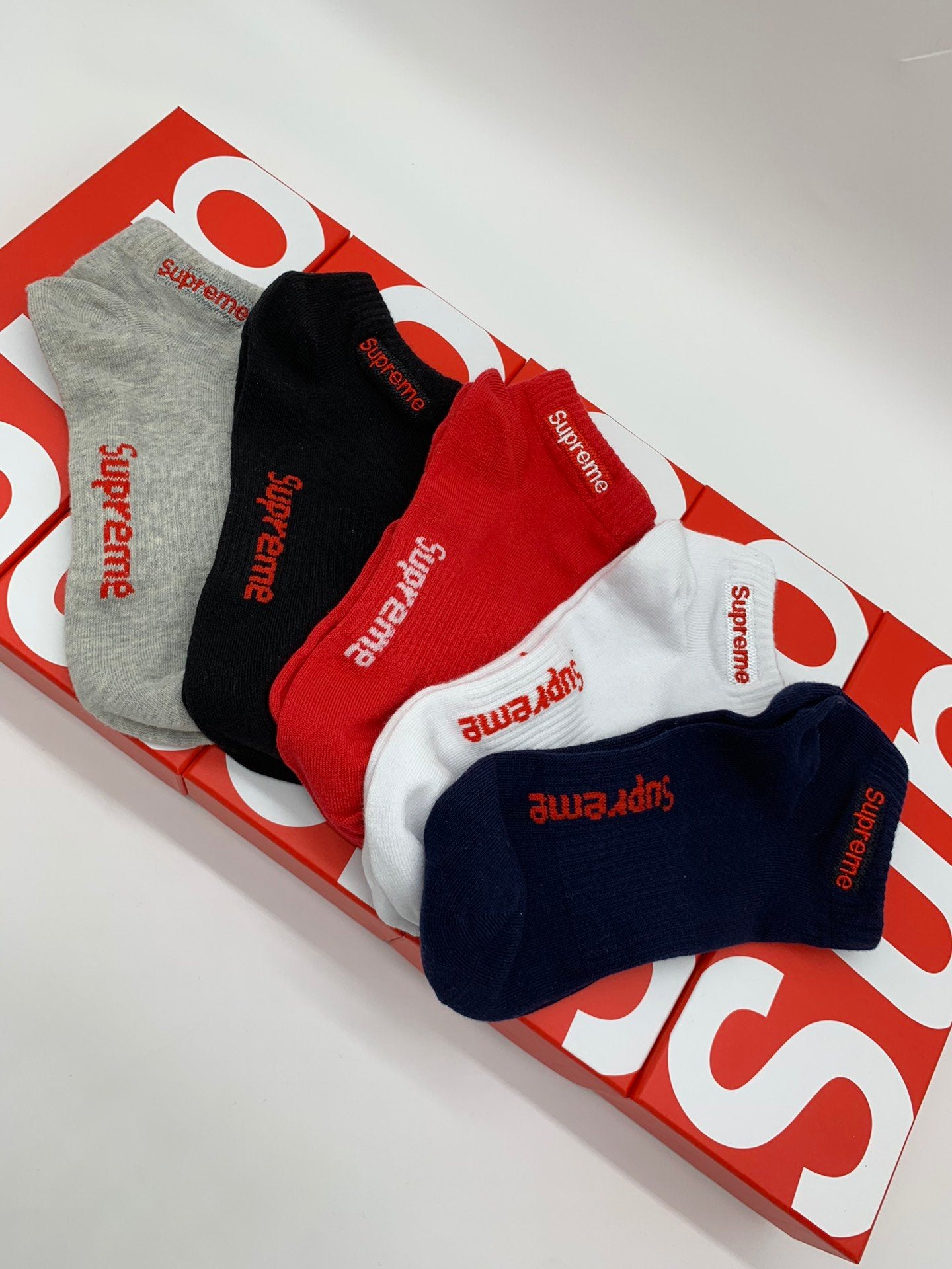 Supreme Low Socks 5 Pack