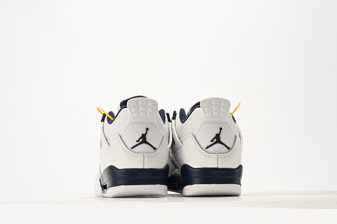 Kids Air Jordan Retro 4 'Legend Blue'