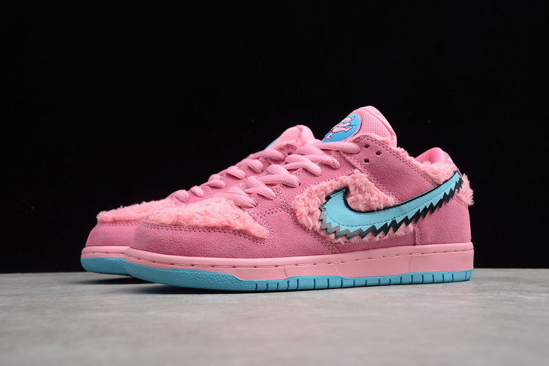 SB Dunk Low X Grateful Dead Low Pink Bear/Pink-Blue