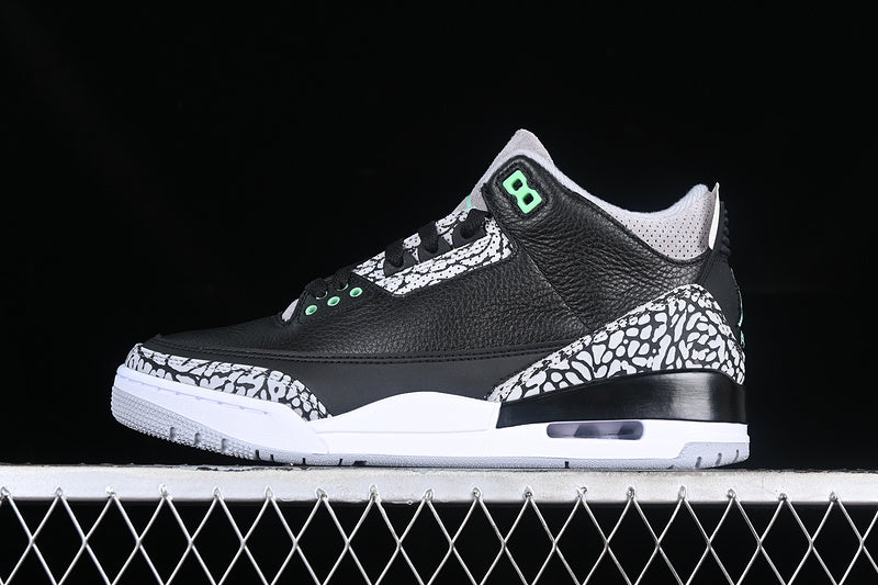 Air Jordan Retro 3 Black/Glow Wolf Grey-White