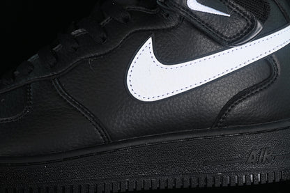 Air Force One Mid 07 Black-White