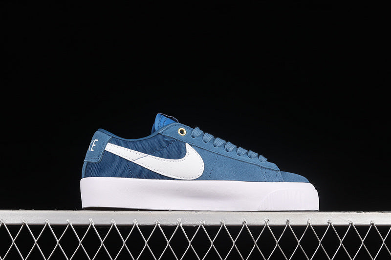 NK Blazer Low Zoom Pro GT SB Court Blue/Gum White