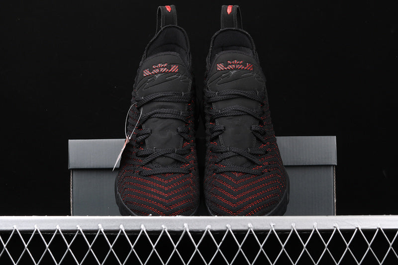 Nike LeBron 16 Fresh Bred