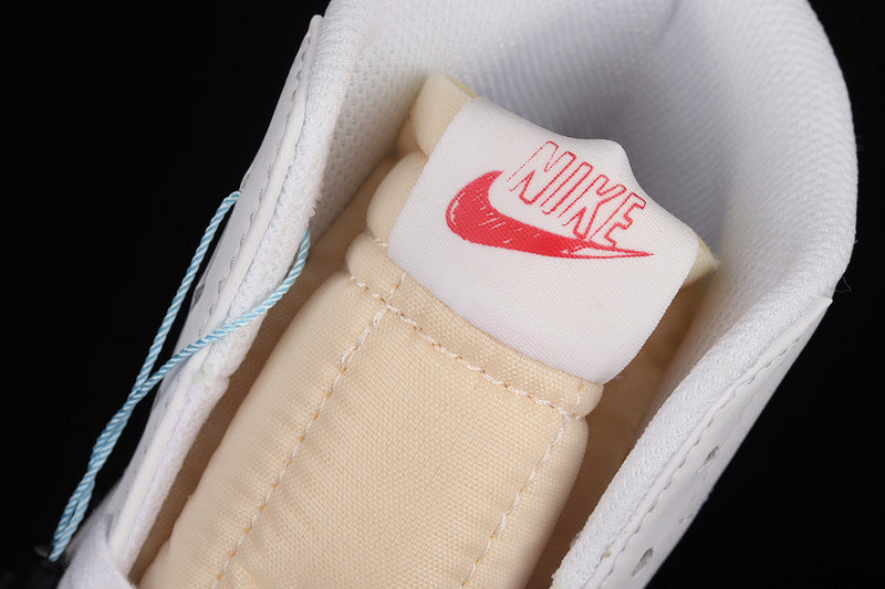 NK Blazer MID Zoom 77 Scribble White/Red-Sail