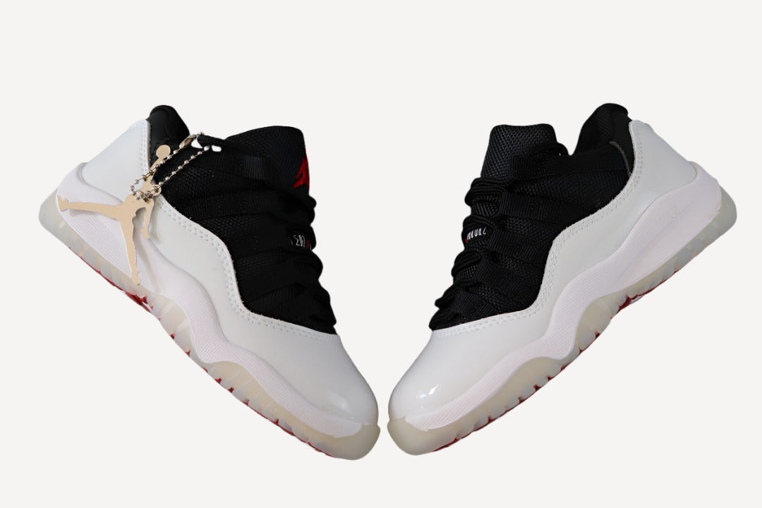 Kids Air Jordan Retro 11 Low  'Tuxedo'