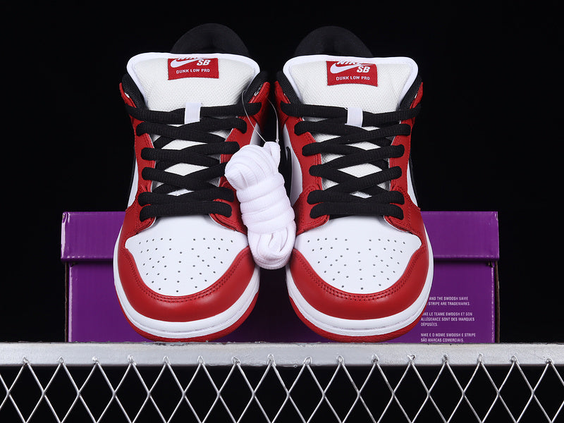 SB Dunk Low Pro Red/White-Black