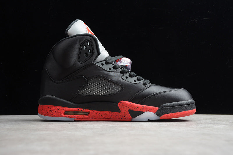 Air Jordan Retro 5 Satin Bred Noir/University Rouge