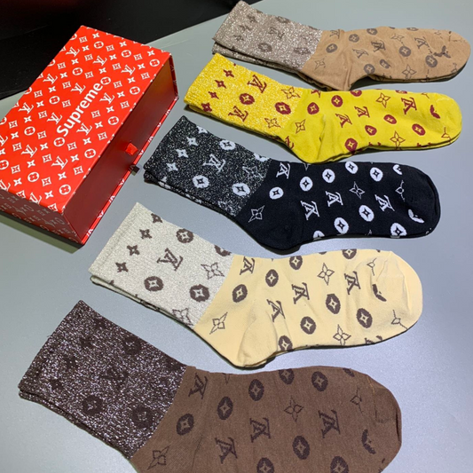 Louis Vuitton High Socks 5 Pack