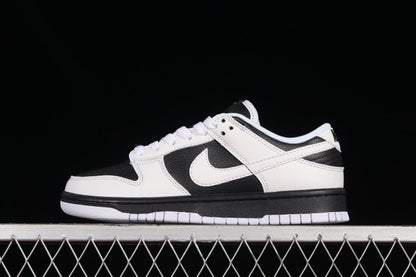 SB Dunk Low Pro Reverse panda