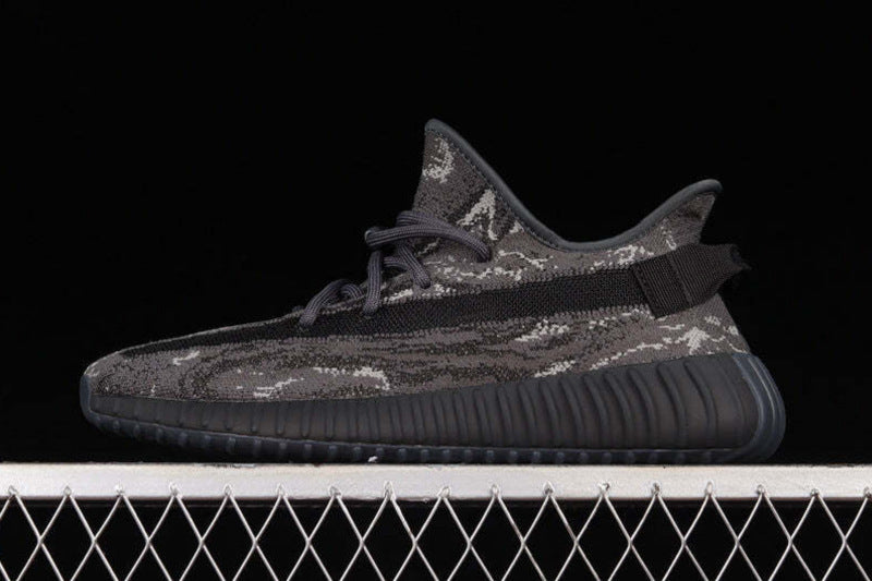 Adidas Yeezy Boost 350 V2 Dark Salt-Black