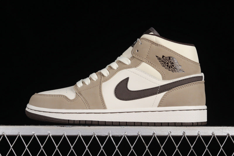 Air Jordan Retro 1 High OG SP Beige-Light Brown