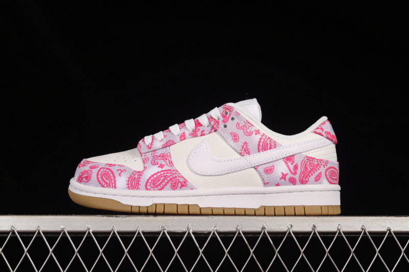 SB Dunk Low White/Pink