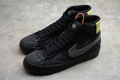 NK Blazer MID Spider Web Black