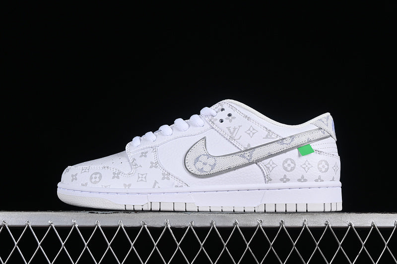 Sb Dunk X Louis Vuitton White/Grey