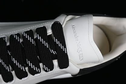 Alexander McQueen Oversized White-Black Laces