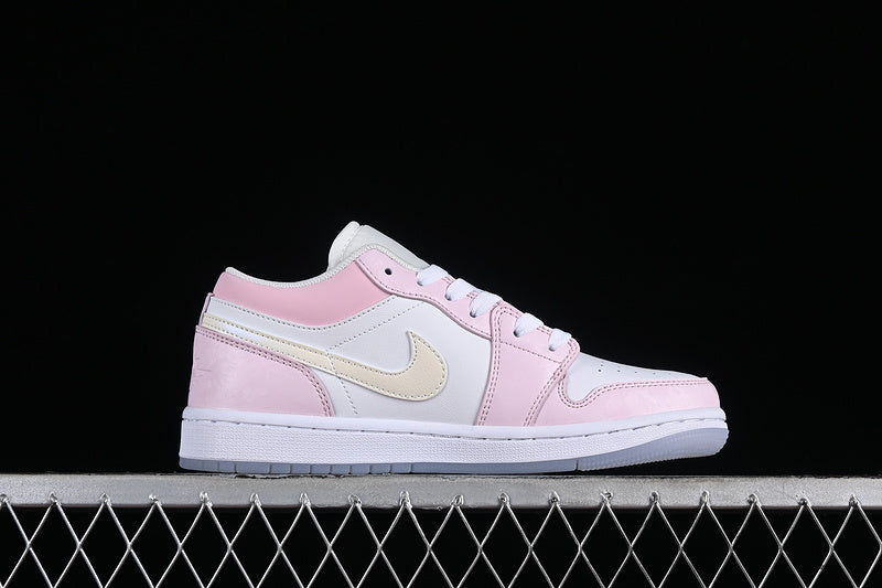 Air Jordan Retro 1 Low SE Summit White/Ice Blue/Pink