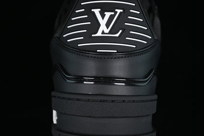 Louis Vuitton Trainer Black-White