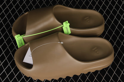 Yeezy Slides Earth Brown