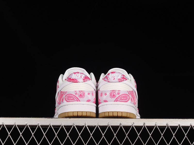 SB Dunk Low White/Pink