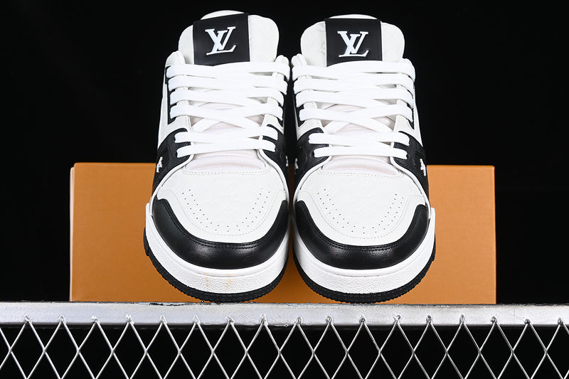 Louis Vuitton Trainer Low #54 Signature White Black