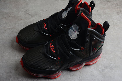 Nike LeBron 19 Bred Black-Red