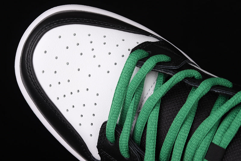 SB Dunk Low Pro Classic Green Sample White-Black