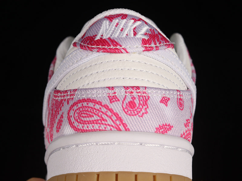 SB Dunk Low White/Pink