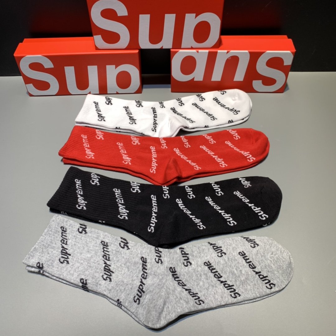 Supreme High Socks 4 Pack