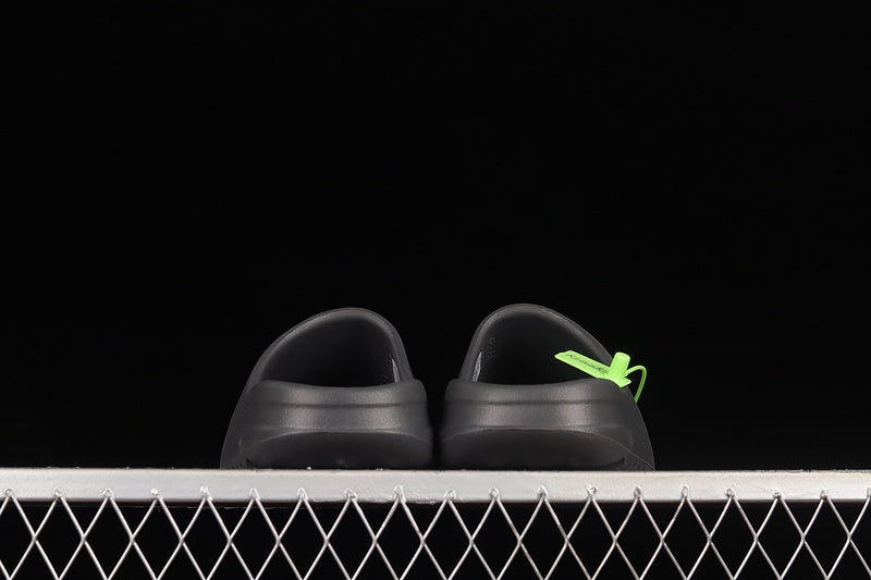 Yeezy Slides Onyx