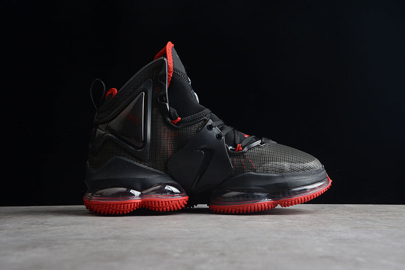 Nike LeBron 19 Bred Black-Red