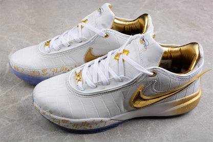 Nike LeBron 20 EP White-Golden