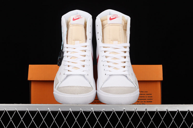 NK Blazer MID Zoom 77 Scribble White/Red-Sail